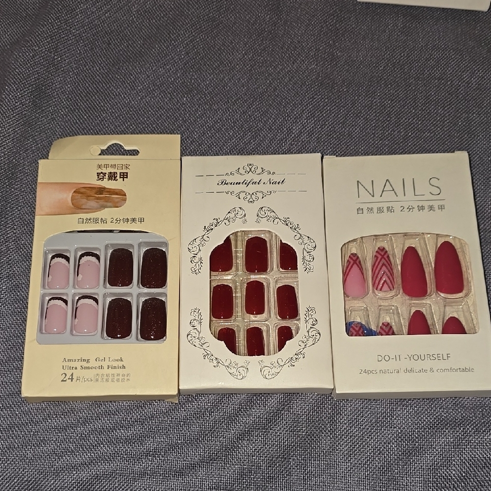 3 Beautiful Nail Gel Look Set - Red and Pink and Burgundy